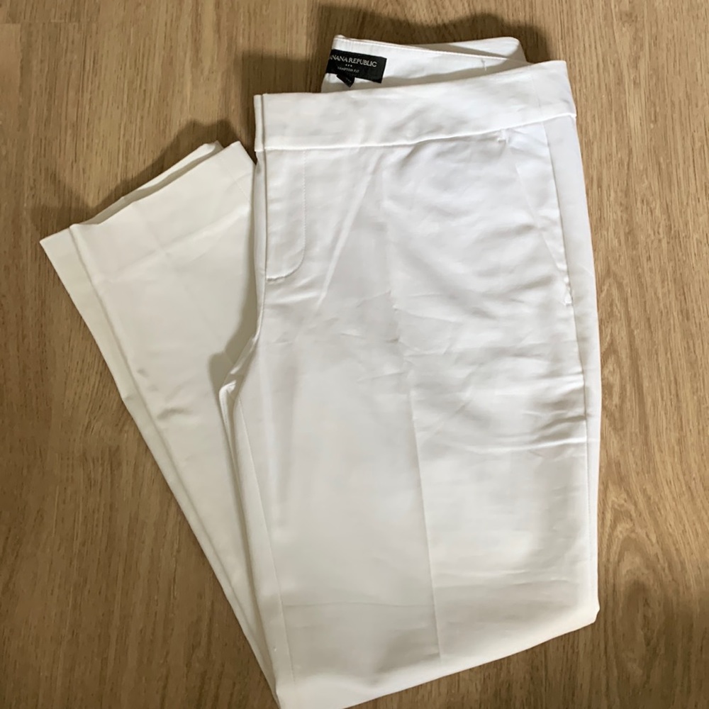 Never worn Banana Republic trousers